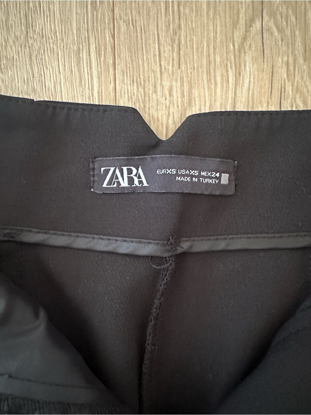 Zara Black Slim Dress Trousers - Picture 5 of 6